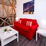 Cais Do Sodre (adults Only) Lissabon