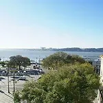 Cais Do Sodre (adults Only) * Lisboa