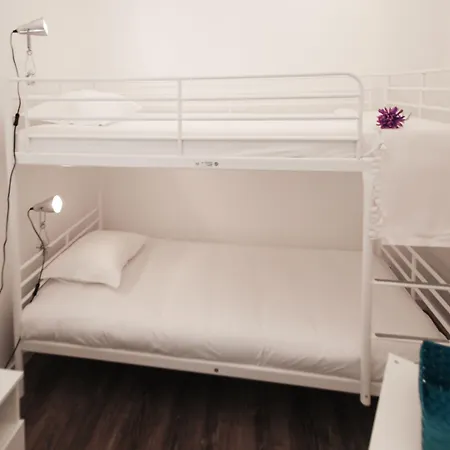 蔡都索德里城市居住公寓酒店 公寓 *