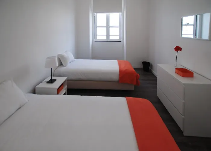 Cais Do Sodre (adults Only) * Lisboa